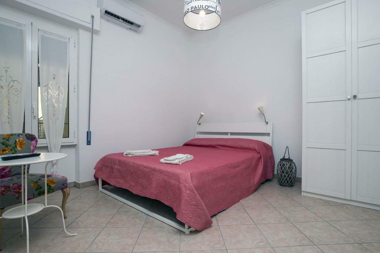 Appartement Il Cortiletto Di Via Tuscolana à Rome Extérieur photo